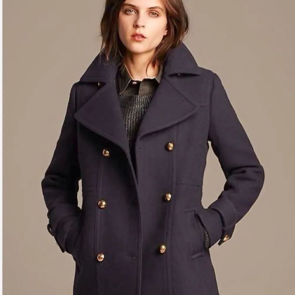 Banana Republic Navy Double-Breasted Coat. Sz 4